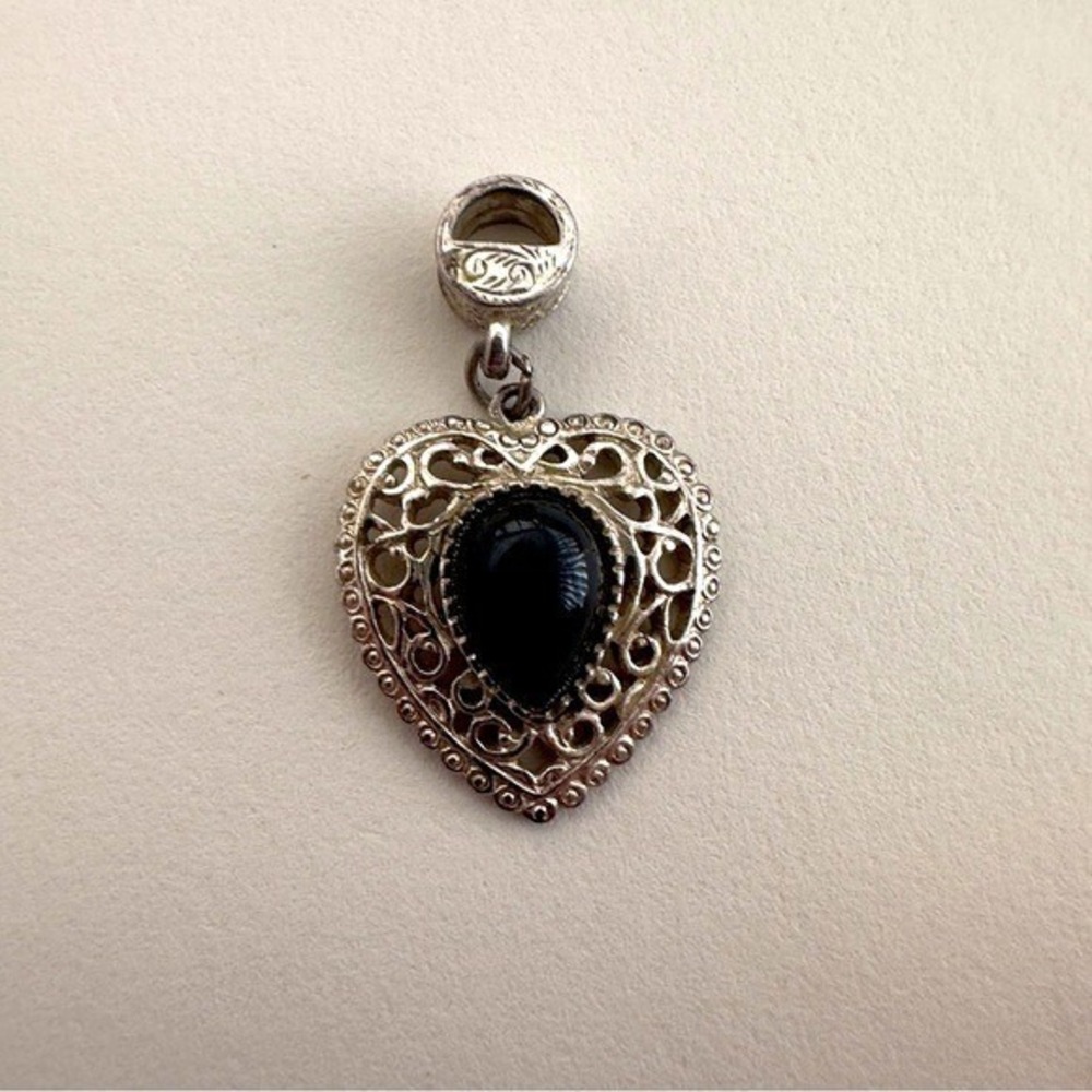 Vintage Silver Tone Heart Pendant Black Stone Necklace Charm Bracelet Love Y2K‎